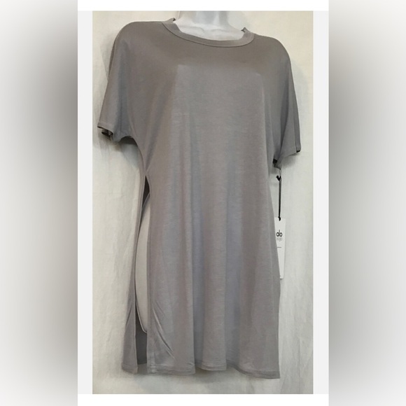 Alo Yoga Dreamer Short Sleeve Top m, Flow & Go. Alloy Gray NWT - Picture 1 of 6